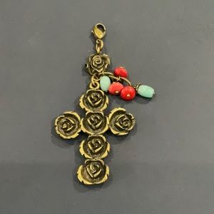 Lenny & Eva Cross Pendant